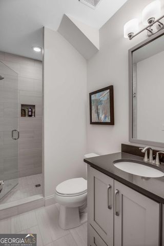 3440 Commander Cove, Suwanee, GA 30024