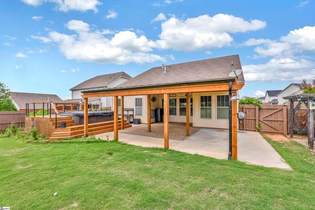 472 Bucklebury Road, Greer, SC 29651