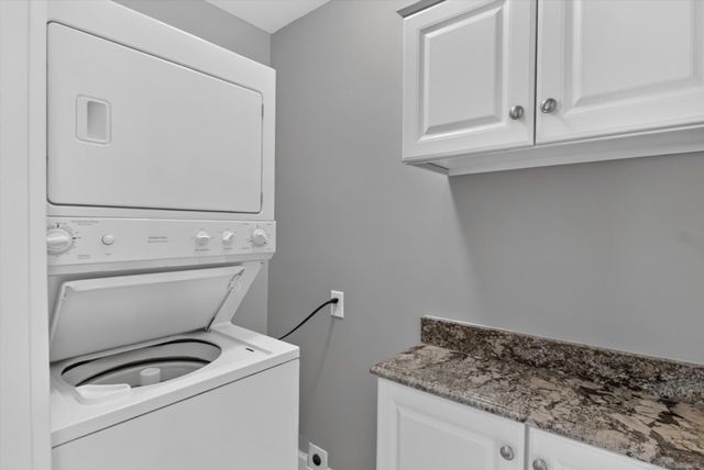 120 Montmorency Road, Rochester Hills, MI 48307