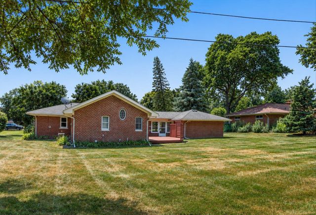 120 Montmorency Road, Rochester Hills, MI 48307