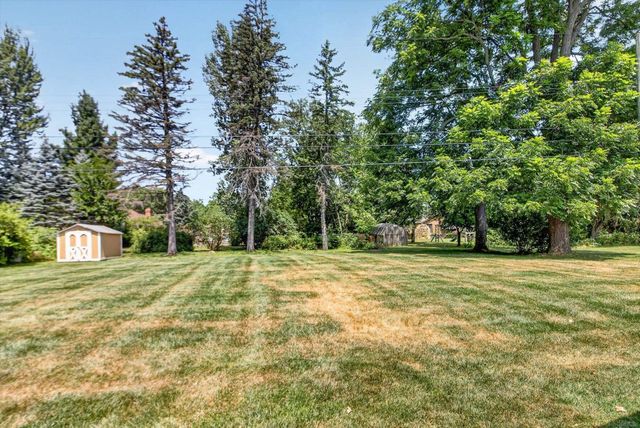 120 Montmorency Road, Rochester Hills, MI 48307