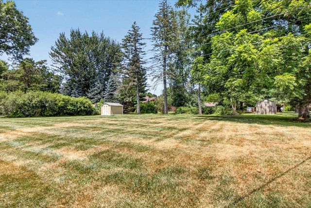 120 Montmorency Road, Rochester Hills, MI 48307