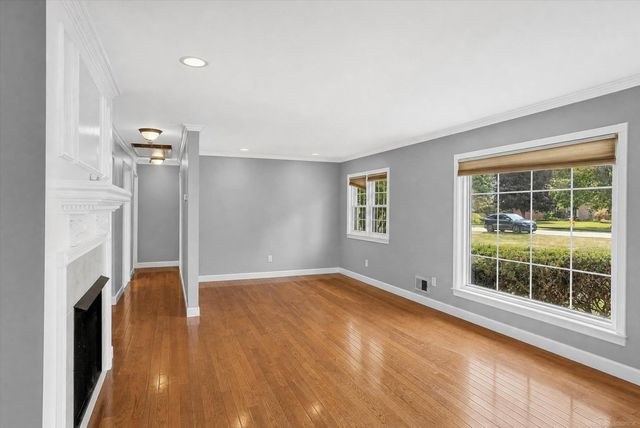 120 Montmorency Road, Rochester Hills, MI 48307