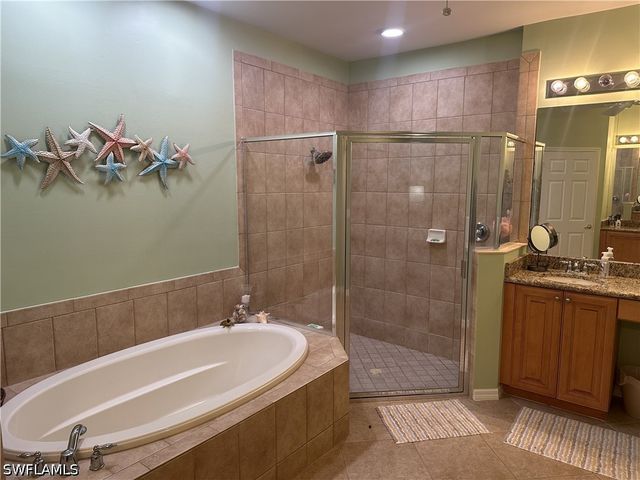 16591 Goldenrod LN 101, Alva, FL 33920