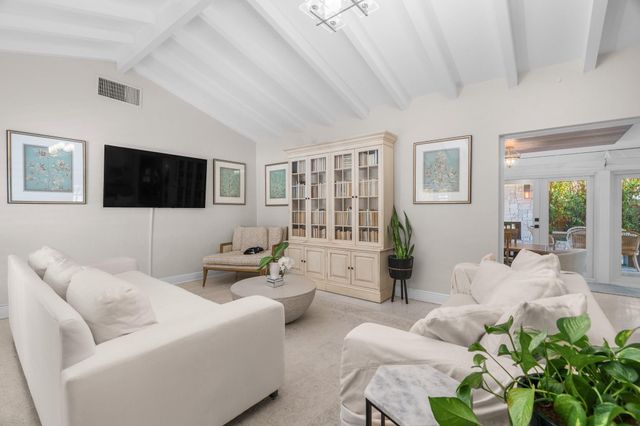 2740 NE 27th Court, Fort Lauderdale, FL 33306