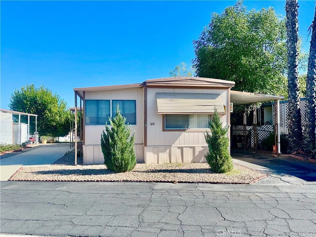 332 N Lyon 105, Hemet, CA 92543