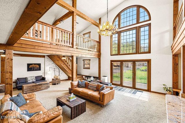 1293 Laurel Lick Rd, Sevierville, TN 37862