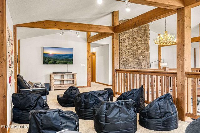1293 Laurel Lick Rd, Sevierville, TN 37862