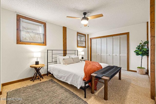 1293 Laurel Lick Rd, Sevierville, TN 37862
