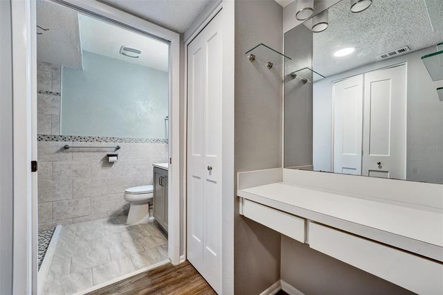 8330 HIGH POINT CIRCLE 6, Port Richey, FL 34668