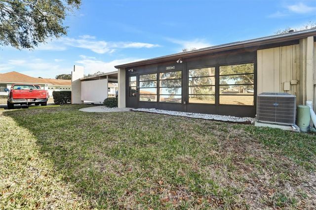 8330 HIGH POINT CIRCLE 6, Port Richey, FL 34668