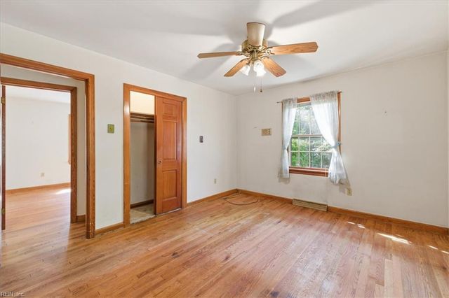 4220 Quince RD, Portsmouth, VA 23703