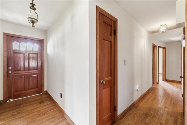 4220 Quince RD, Portsmouth, VA 23703