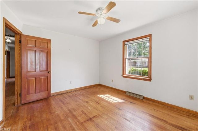 4220 Quince RD, Portsmouth, VA 23703