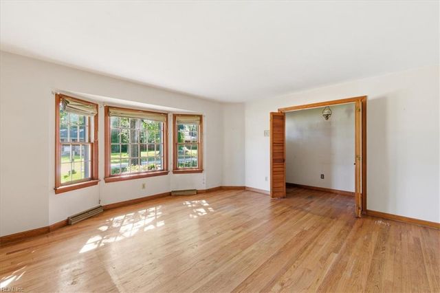 4220 Quince RD, Portsmouth, VA 23703