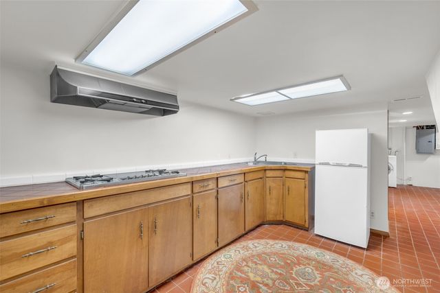 3551 SW 99th Street, Seattle, WA 98126
