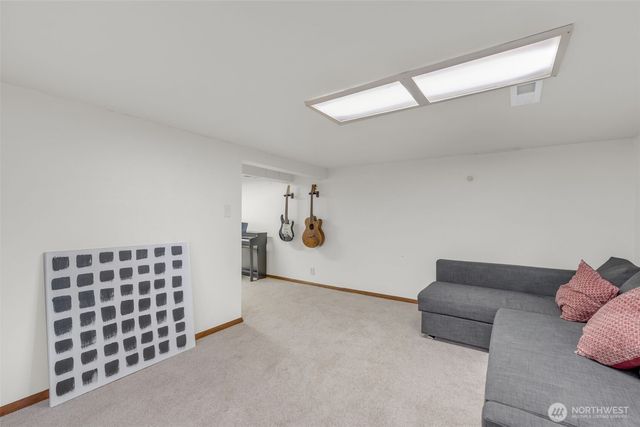 3551 SW 99th Street, Seattle, WA 98126