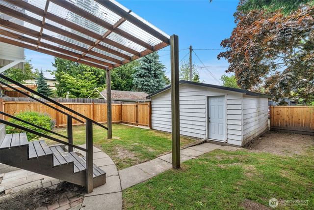 3551 SW 99th Street, Seattle, WA 98126