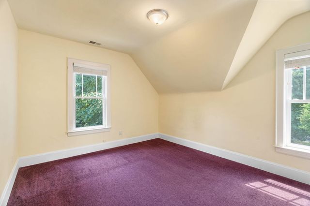 607 Ivy Falls Avenue, Mendota Heights, MN 55118