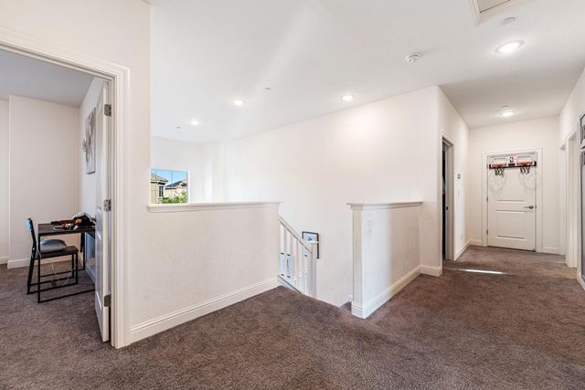 4473 W Langden Drive, Fresno, CA 93722