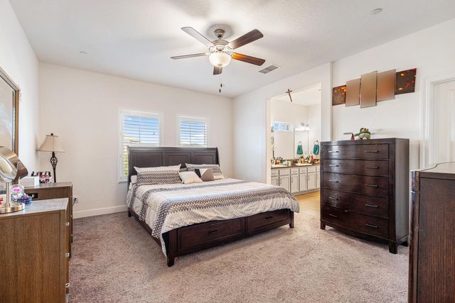 4473 W Langden Drive, Fresno, CA 93722