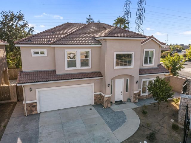 4473 W Langden Drive, Fresno, CA 93722