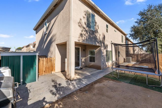 4473 W Langden Drive, Fresno, CA 93722