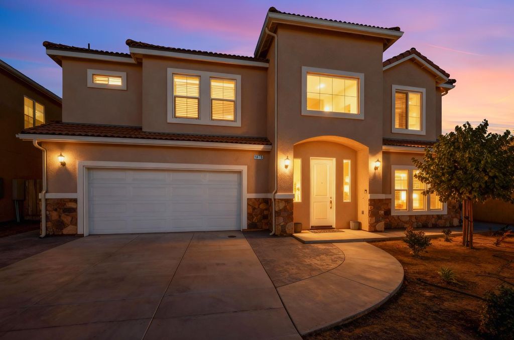 4473 W Langden Drive, Fresno, CA 93722