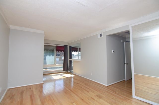 201 Acklen Park Dr Apt 19, Nashville, TN 37203