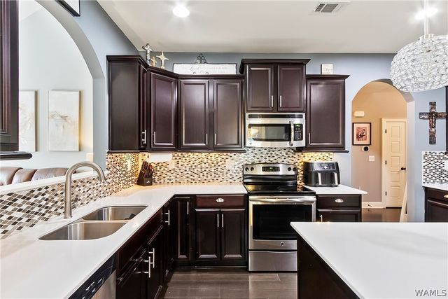 12906 Rolling Meadows, Northport, AL 35473