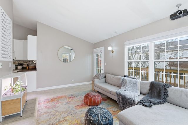 2460 Golf Ridge Circle 2460, Naperville, IL 60563