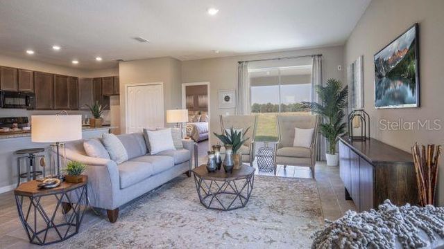 25125 THORNHILL DRIVE, Sorrento, FL 32776