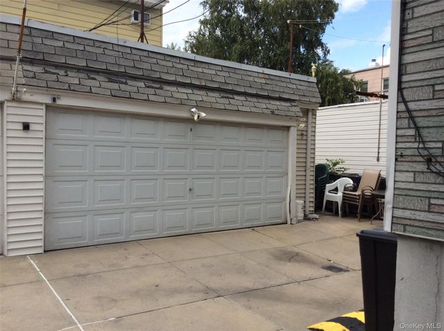 68-07 Central Avenue, Glendale, NY 11385