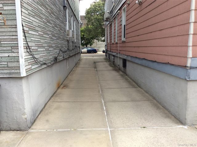 68-07 Central Avenue, Glendale, NY 11385