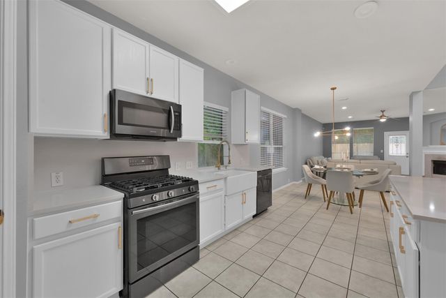 2215 Louetta Brook Lane, Spring, TX 77388