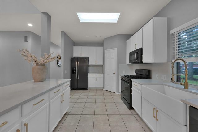 2215 Louetta Brook Lane, Spring, TX 77388