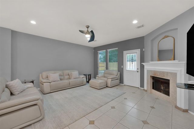 2215 Louetta Brook Lane, Spring, TX 77388