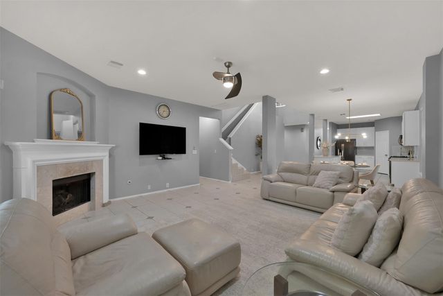 2215 Louetta Brook Lane, Spring, TX 77388
