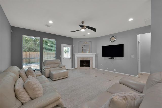 2215 Louetta Brook Lane, Spring, TX 77388