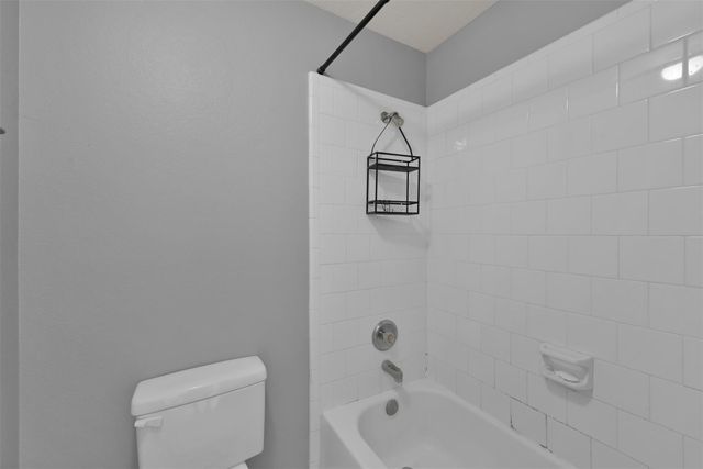 2215 Louetta Brook Lane, Spring, TX 77388