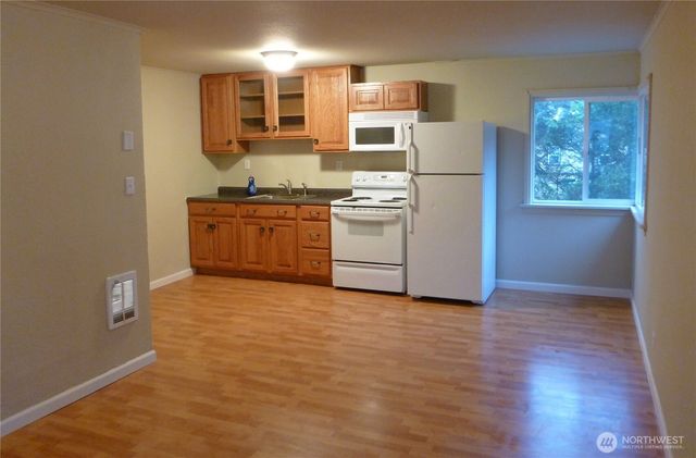 133 N Marion Street, Bremerton, WA 98312