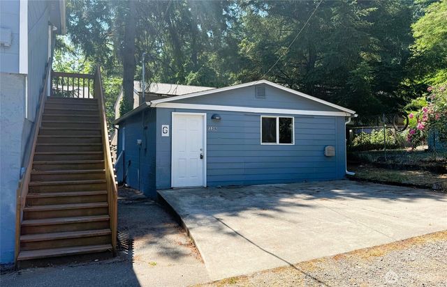 133 N Marion Street, Bremerton, WA 98312