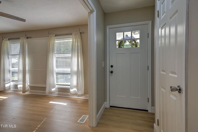 420 Ridgefields Road, Kingsport, TN 37660