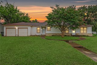 105 Highland Drive, Bryan, TX 77801