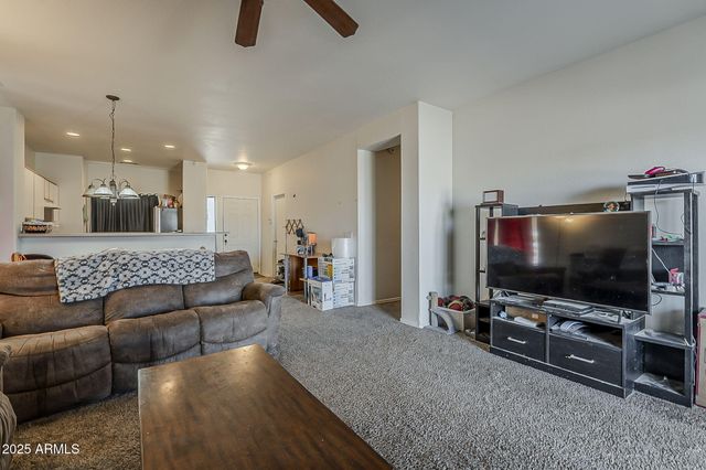 86 6TH Avenue W, Buckeye, AZ 85326