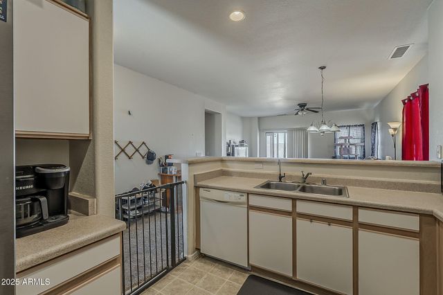 86 6TH Avenue W, Buckeye, AZ 85326