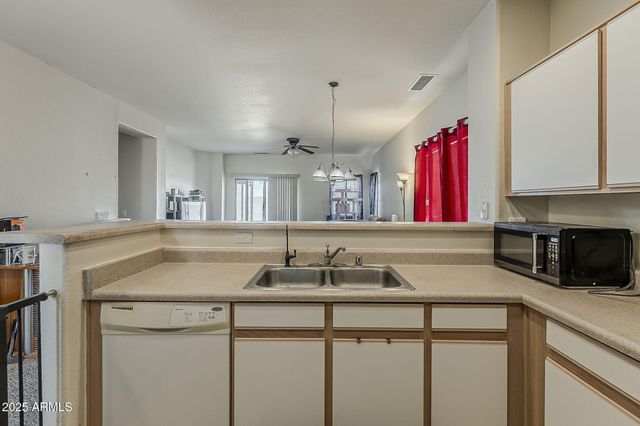 86 6TH Avenue W, Buckeye, AZ 85326