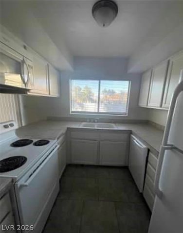 3948 APPLECREST Street, Las Vegas, NV 89108