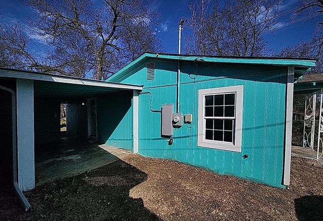 108 Monroe Street, Cleburne, TX 76033