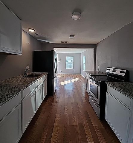 108 Monroe Street, Cleburne, TX 76033